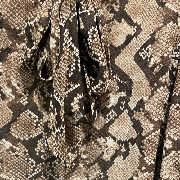 ALTUZARRA for Target Women's Brown Python Print Chiffon Blouse medium - Picture 7 of 11